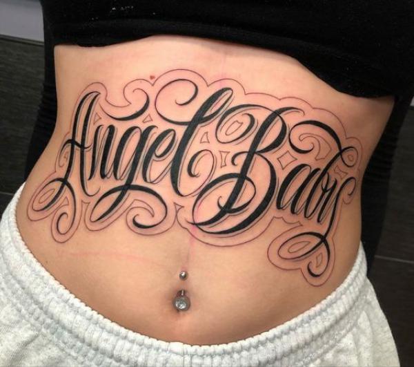 140 Meaningful Stomach Tattoos for Women