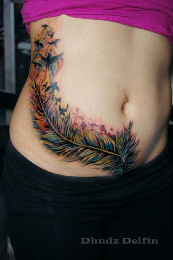 140 Meaningful Stomach Tattoos for Women