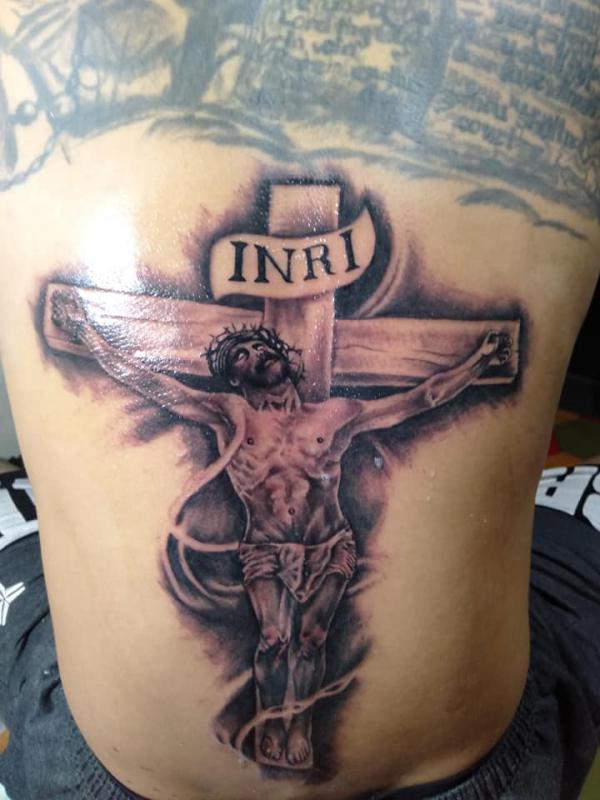 50 Meaningful Cross Tattoos with Jesus