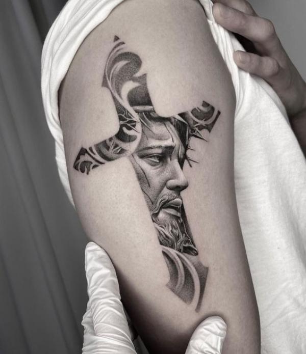 50 Meaningful Cross Tattoos with Jesus