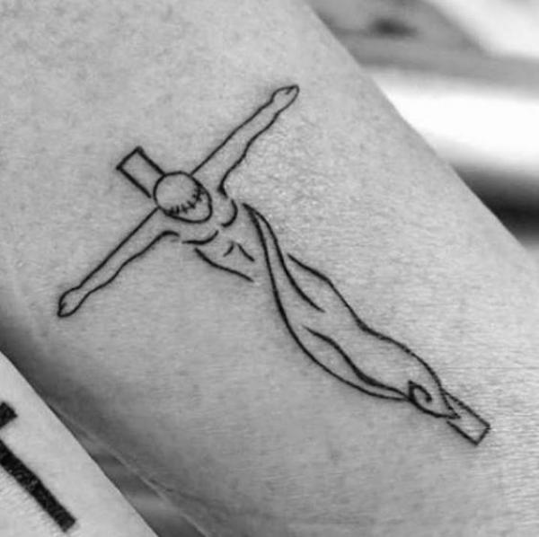 50 Meaningful Cross Tattoos with Jesus