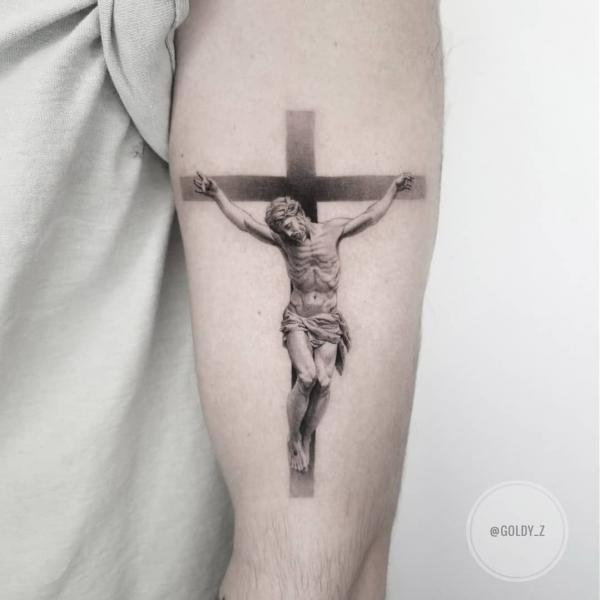 50 Meaningful Cross Tattoos with Jesus