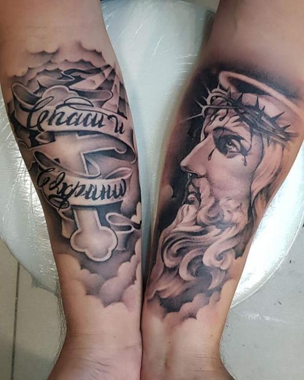 50 Meaningful Cross Tattoos with Jesus