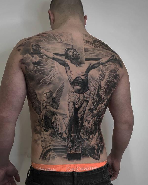 50 Meaningful Cross Tattoos with Jesus