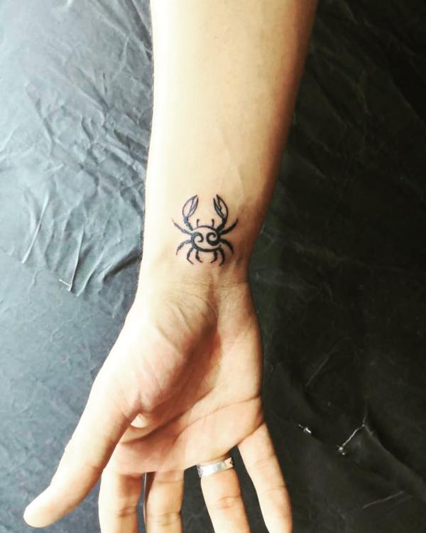 100 Creative Cancer Zodiac Tattoo Ideas