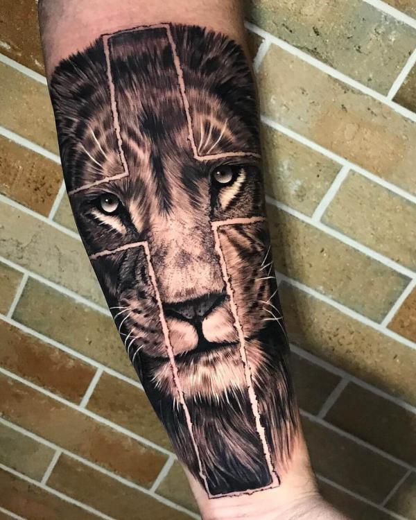 The Majestic Blend: Cross with Lion Tattoos
