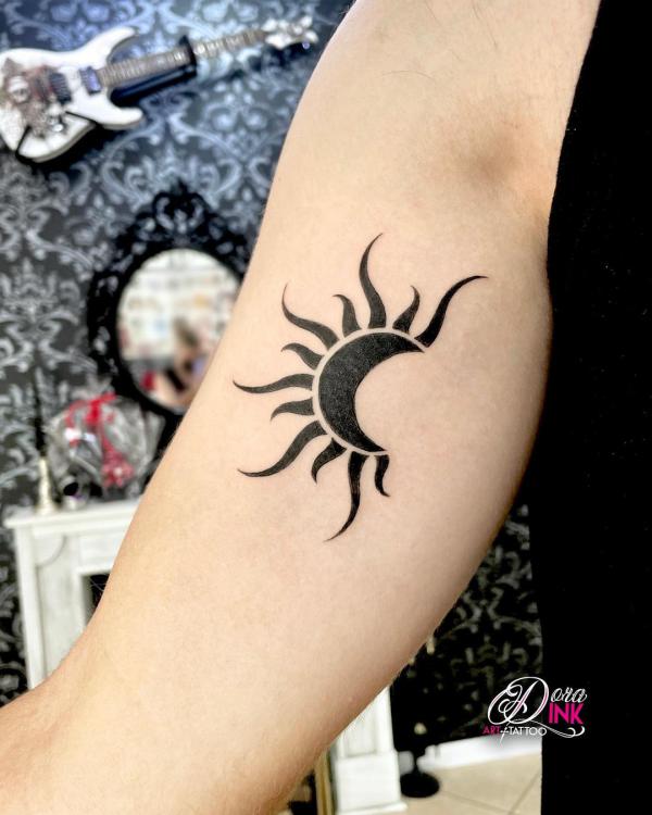 160 Sun Tattoo Designs with Meaning
