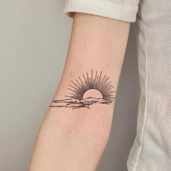 160 Sun Tattoo Designs with Meaning