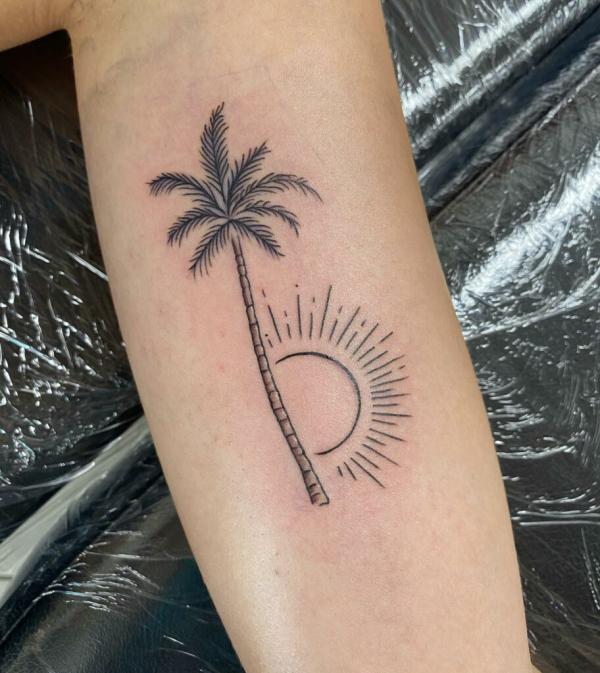 160 Sun Tattoo Designs with Meaning