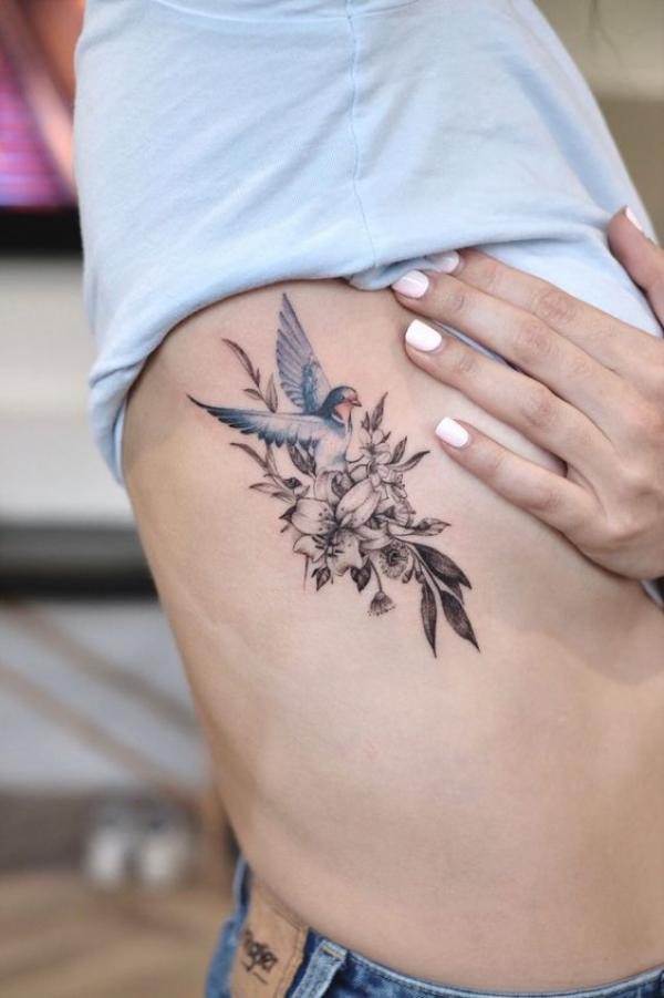 80 Cute Side Boob Tattoos for women