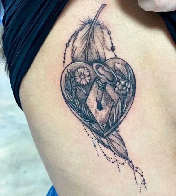 80 Cute Side Boob Tattoos for women