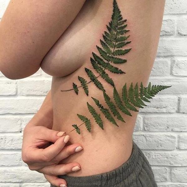 80 Cute Side Boob Tattoos for women