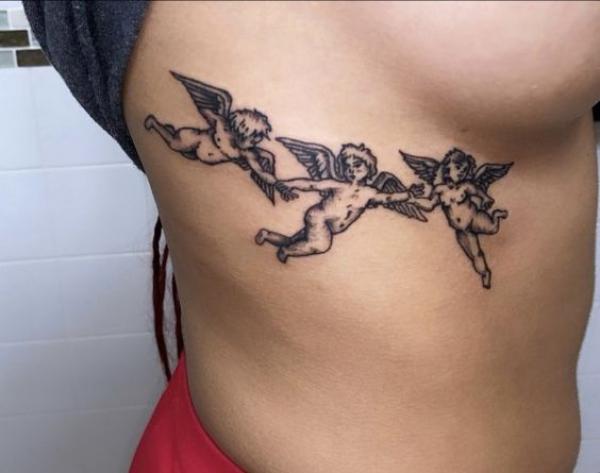 80 Cute Side Boob Tattoos for women
