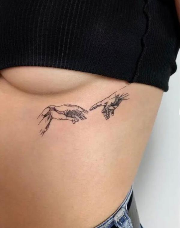 80 Cute Side Boob Tattoos for women