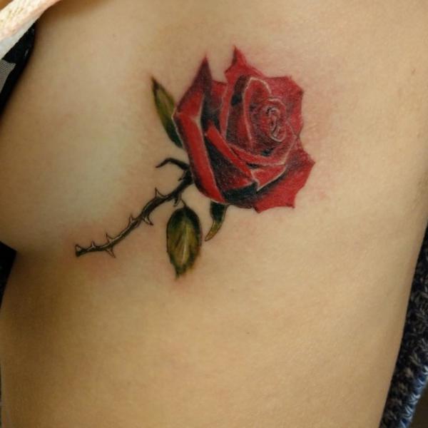 80 Cute Side Boob Tattoos for women