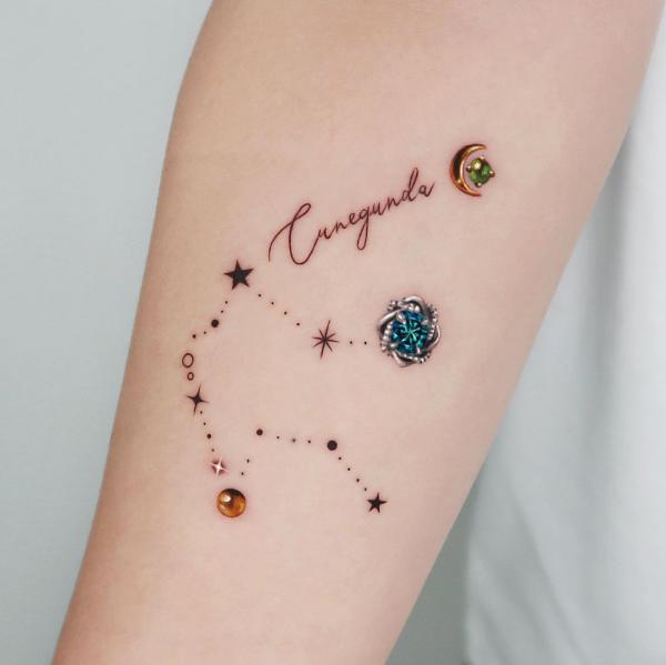 100 Meaningful Aquarius Tattoos for Men and Women