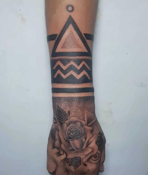 100 Meaningful Aquarius Tattoos for Men and Women