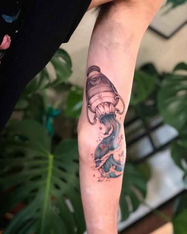 100 Meaningful Aquarius Tattoos for Men and Women