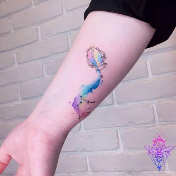 100 Meaningful Aquarius Tattoos for Men and Women