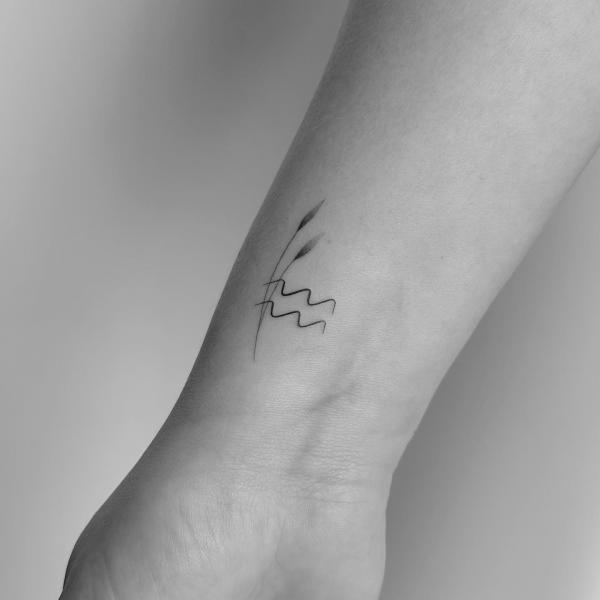 100 Meaningful Aquarius Tattoos for Men and Women