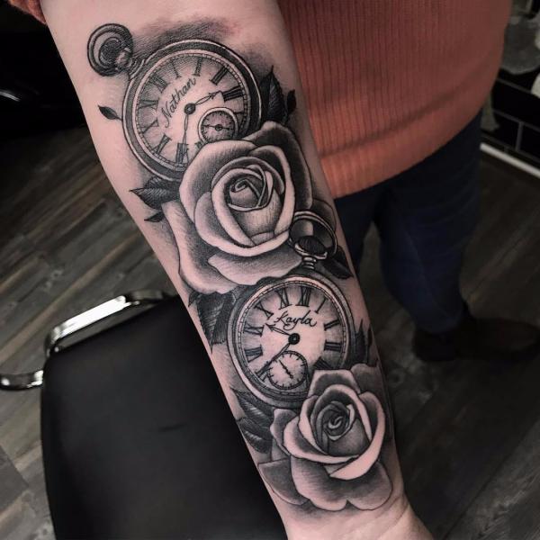 30 Captivating Black and White Rose Tattoo Designs