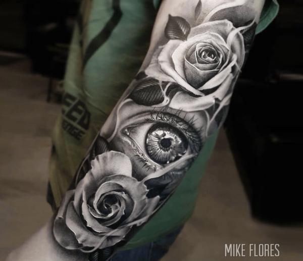 30 Captivating Black and White Rose Tattoo Designs