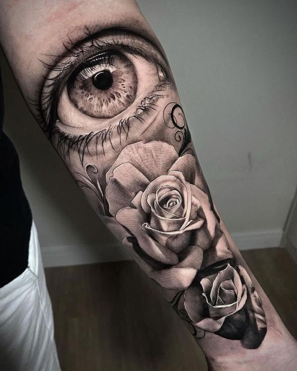 30 Captivating Black and White Rose Tattoo Designs