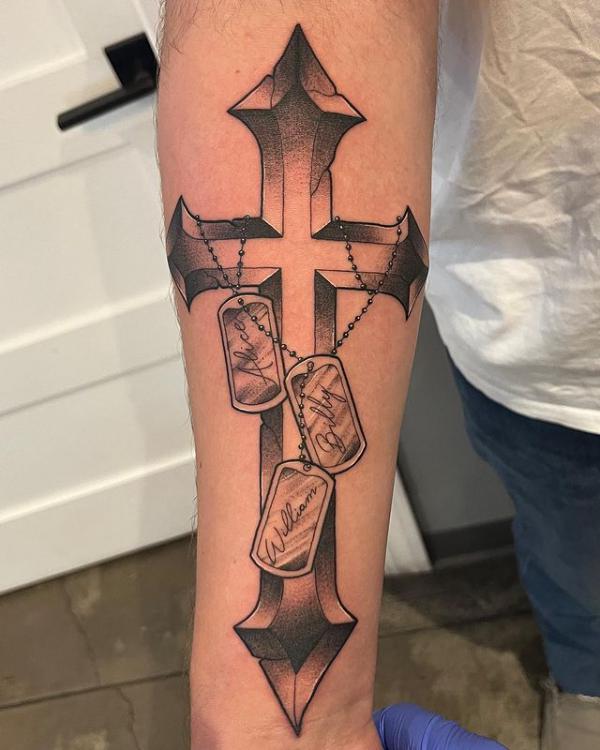 50 Dog Tag Tattoo Designs to Honor Your Heroes