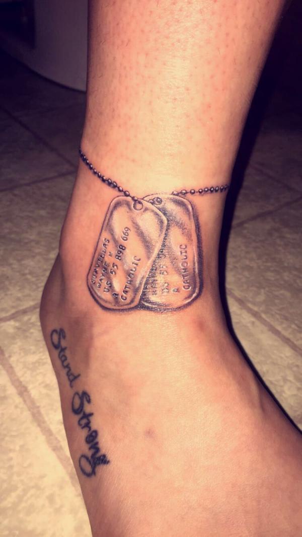 50 Dog Tag Tattoo Designs to Honor Your Heroes