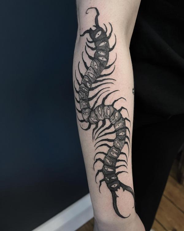 60 Centipede Tattoo Designs With Meaning