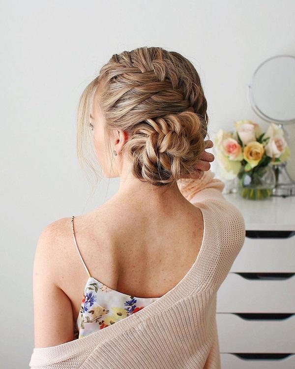 25 Easy Hairstyles for long hair