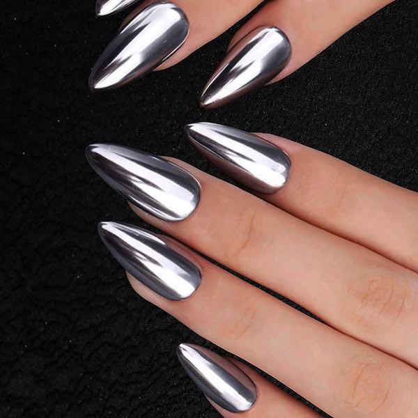 Holographic Nails: Easy Steps to Create Stunning Looks