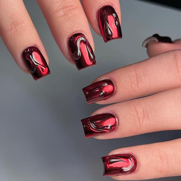 Holographic Nails: Easy Steps to Create Stunning Looks