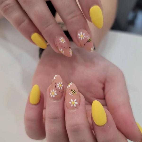5 Most Popular Nail Colors for Spring: 25 Beautiful Examples
