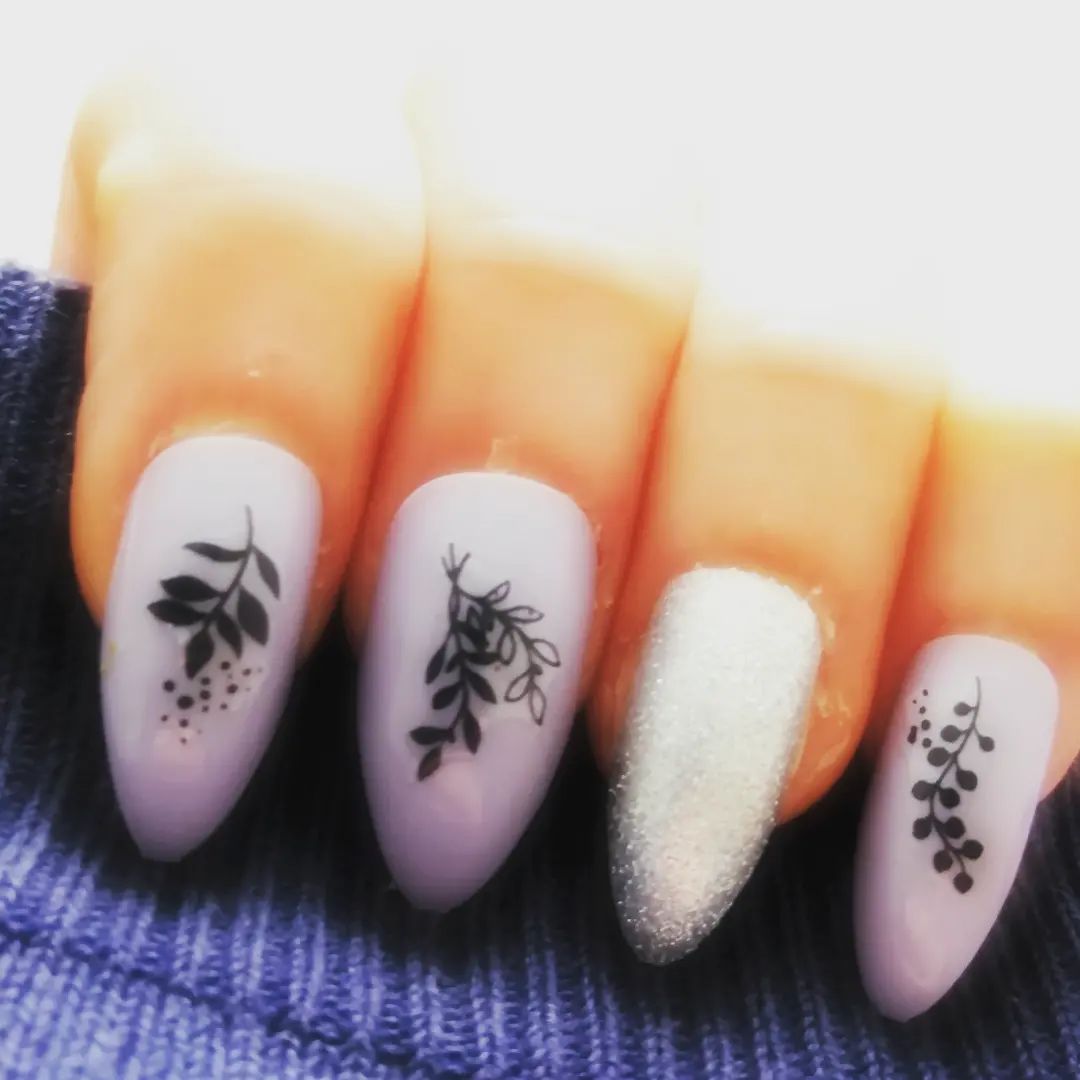 5 Most Popular Nail Colors for Spring: 25 Beautiful Examples