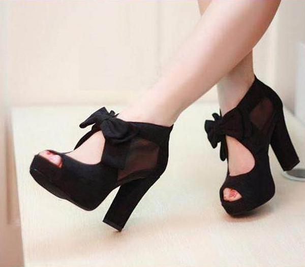 45 Fashionable Heel Shoes for Women