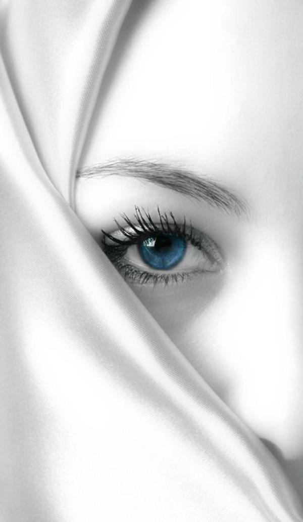 35 Emotional Eye Pictures