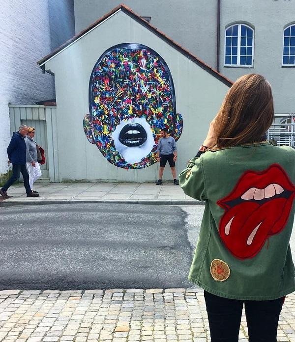 Street art by Martin Whatson