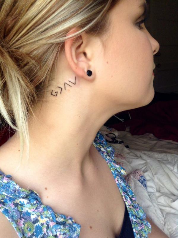 75 Behind the Ear Tattoo Ideas for Subtle Expression