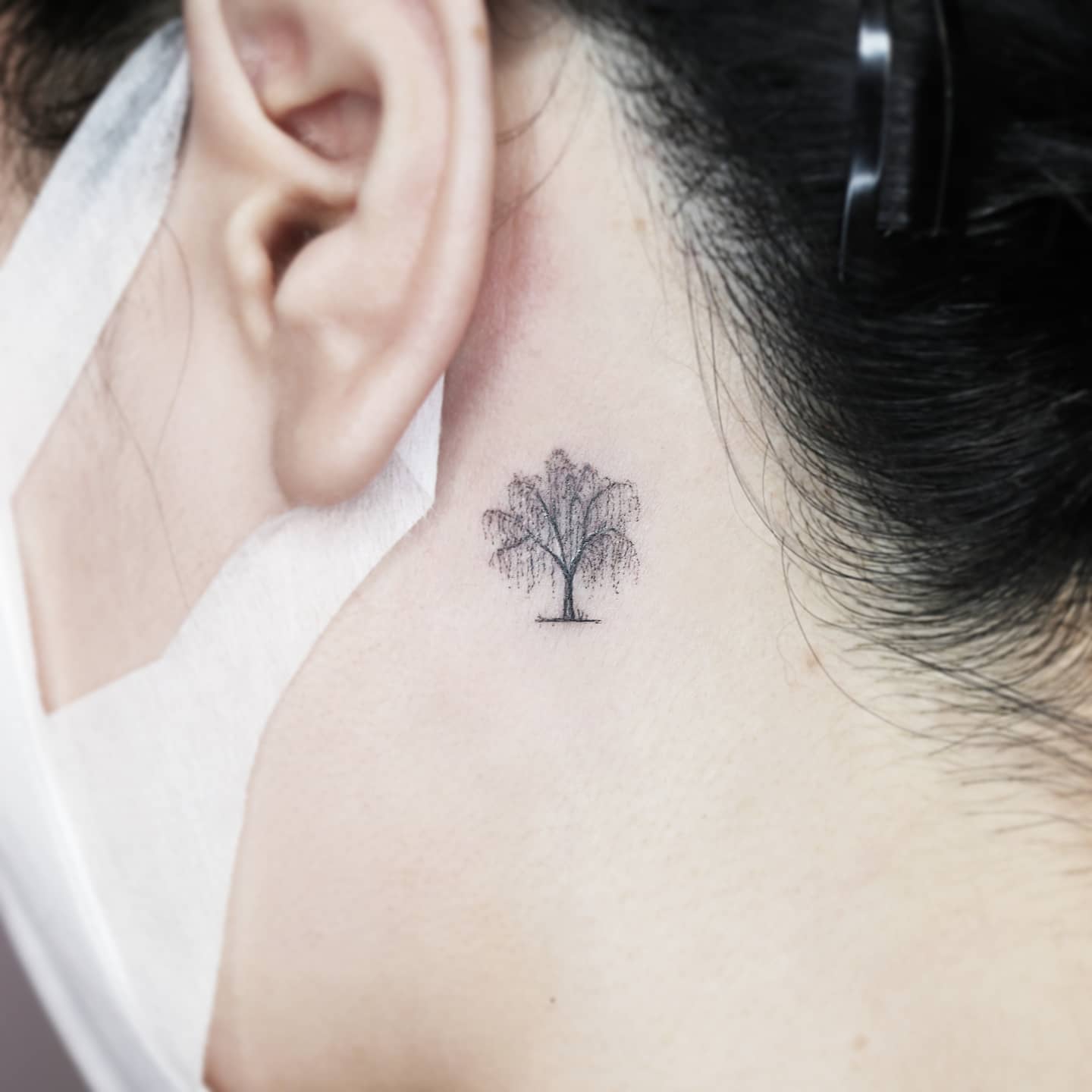 75 Behind the Ear Tattoo Ideas for Subtle Expression