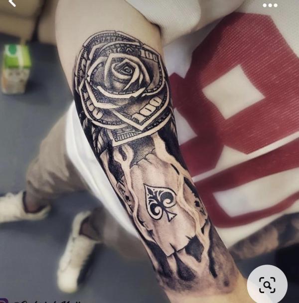 45 Stunning Playing Cards Tattoo Ideas